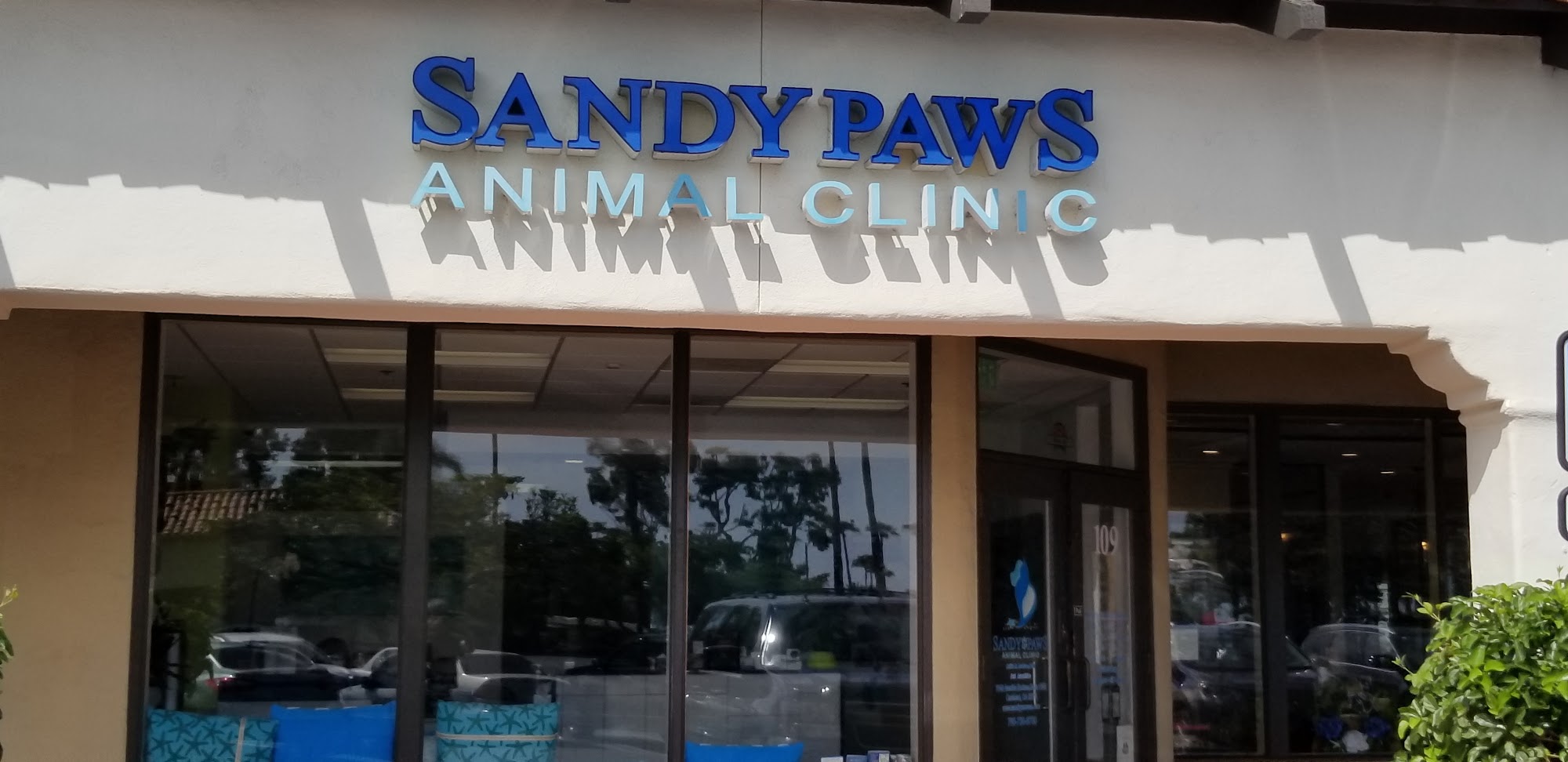 Sandy Paws Animal Clinic