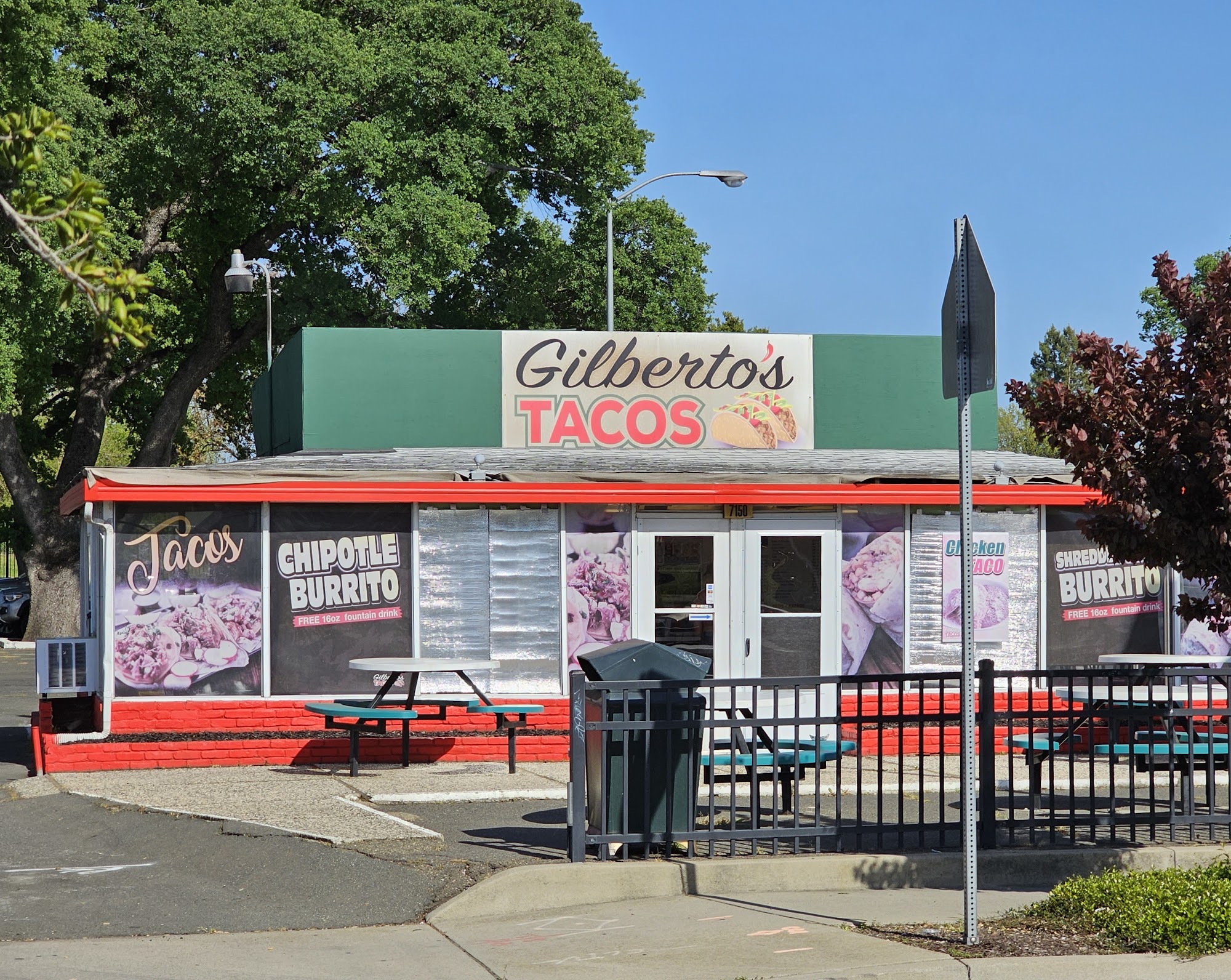 Gilberto's Tacos Mexican Restaurant