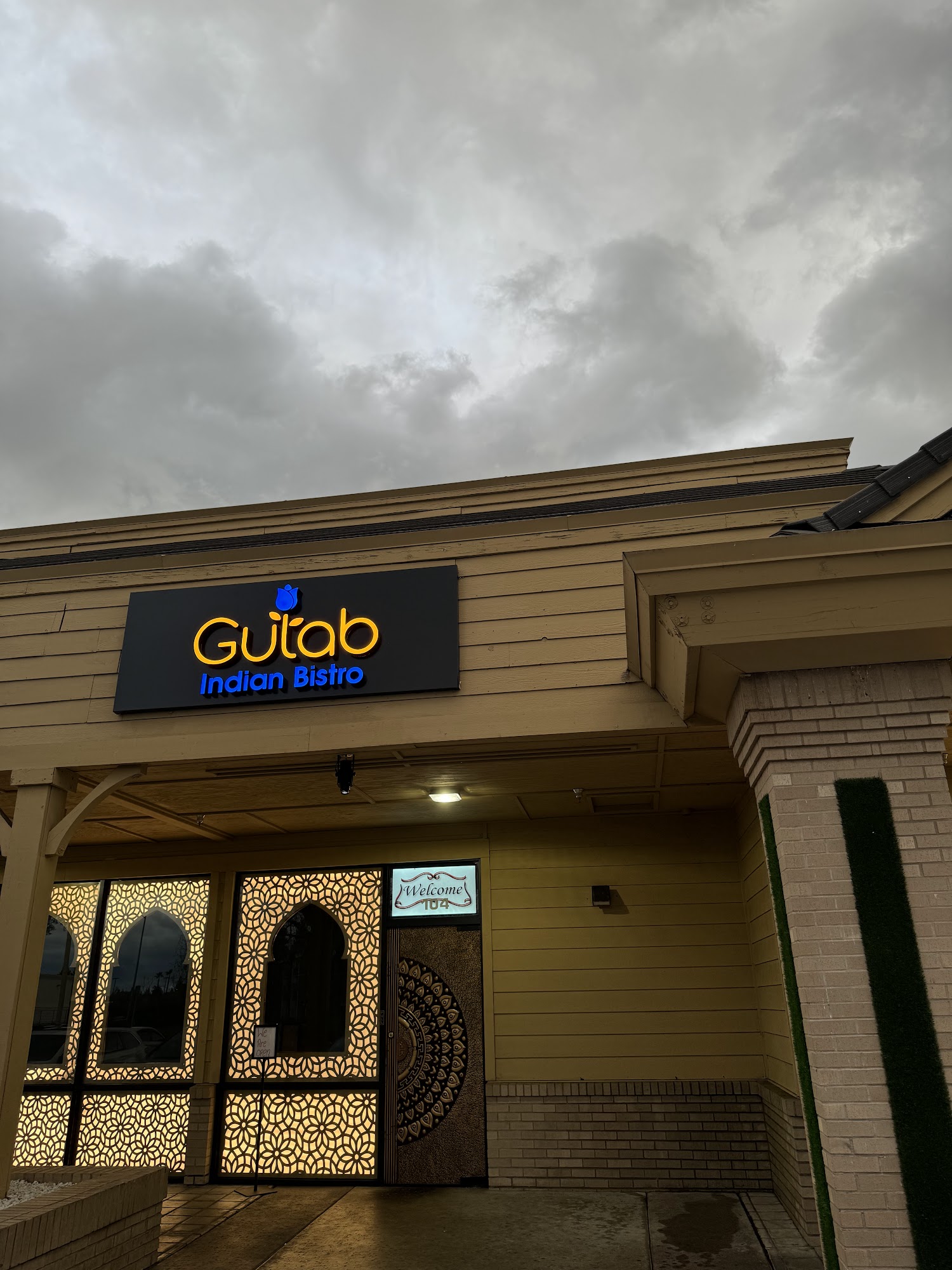 Gulab Indian Bistro