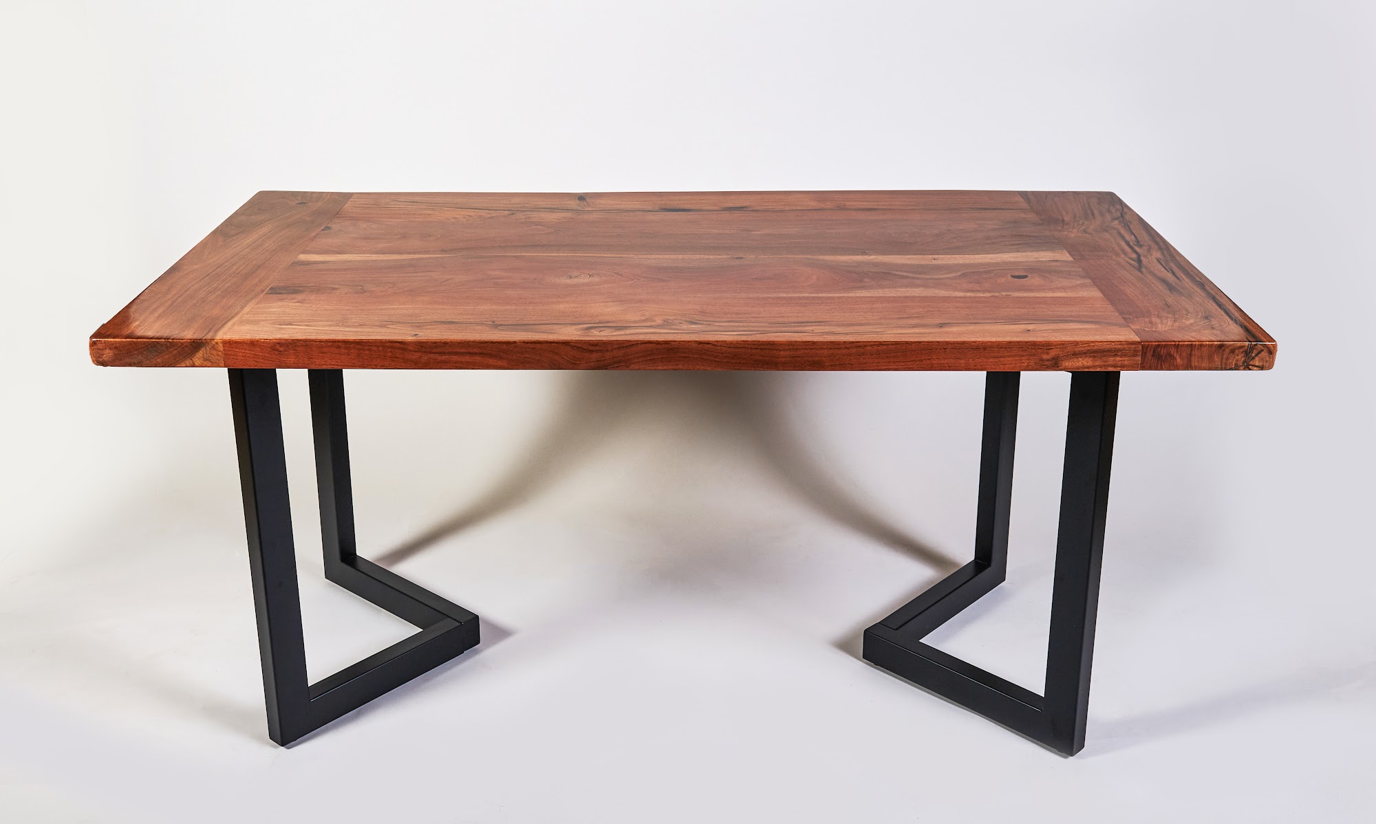 Custom Wood tables | Wood Furniture | MaxiWoods