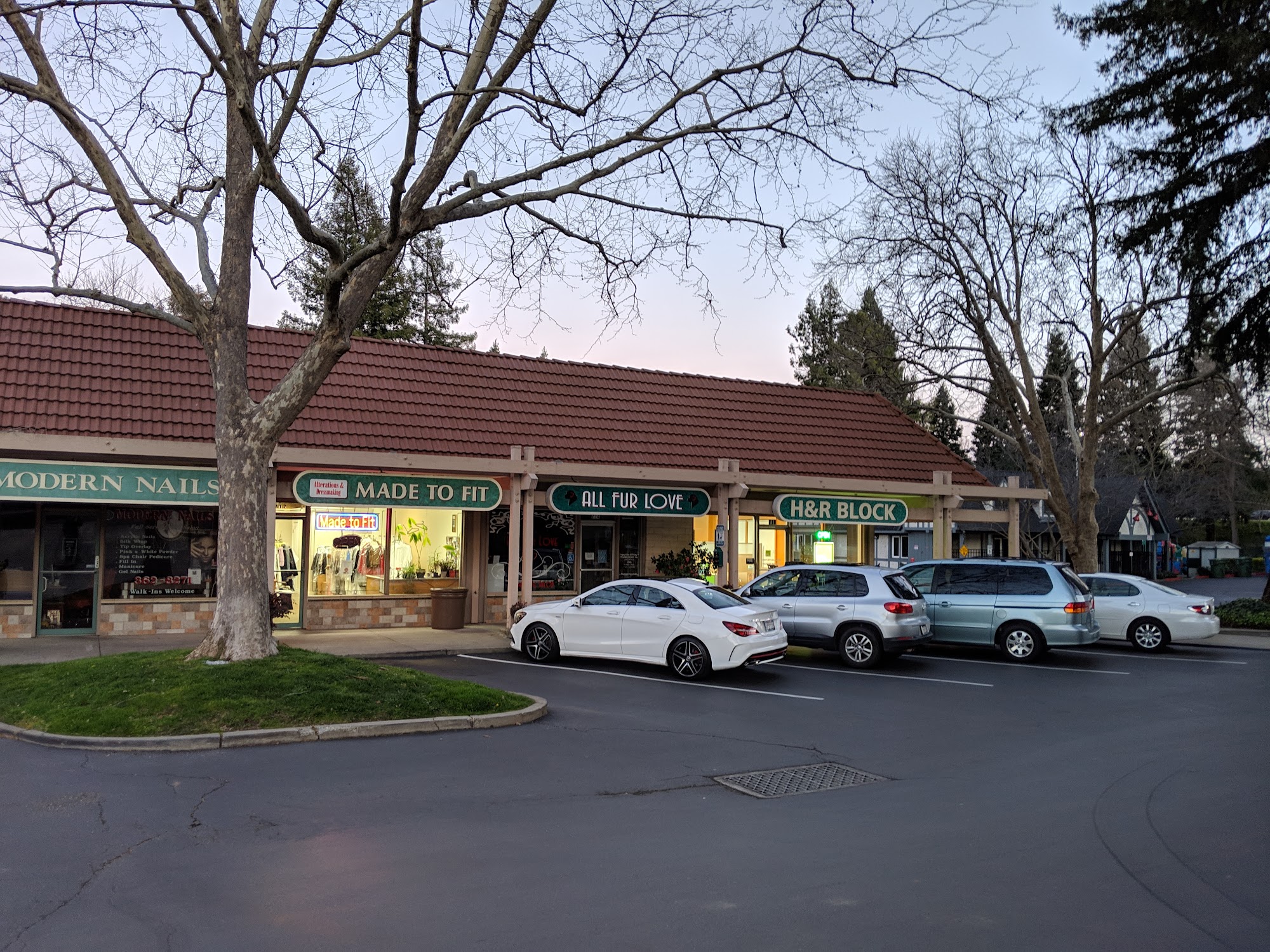 Sycamore Square Shopping Center