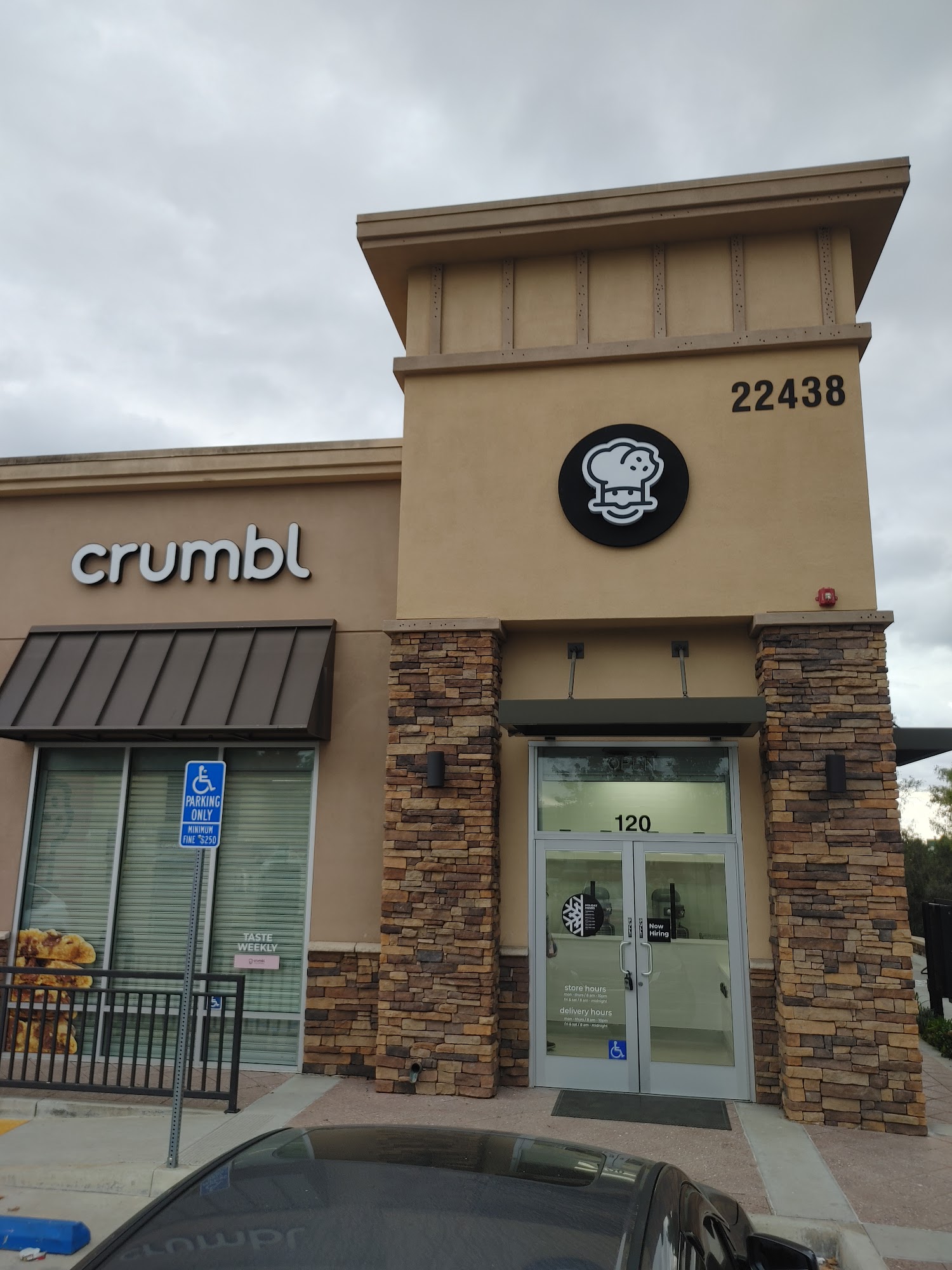Crumbl - Diamond Bar