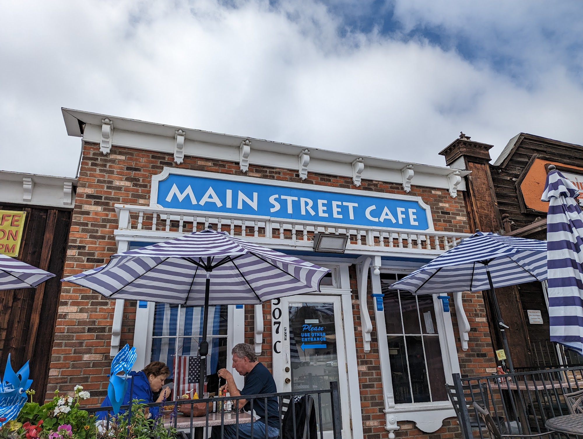 Main Street Cafe