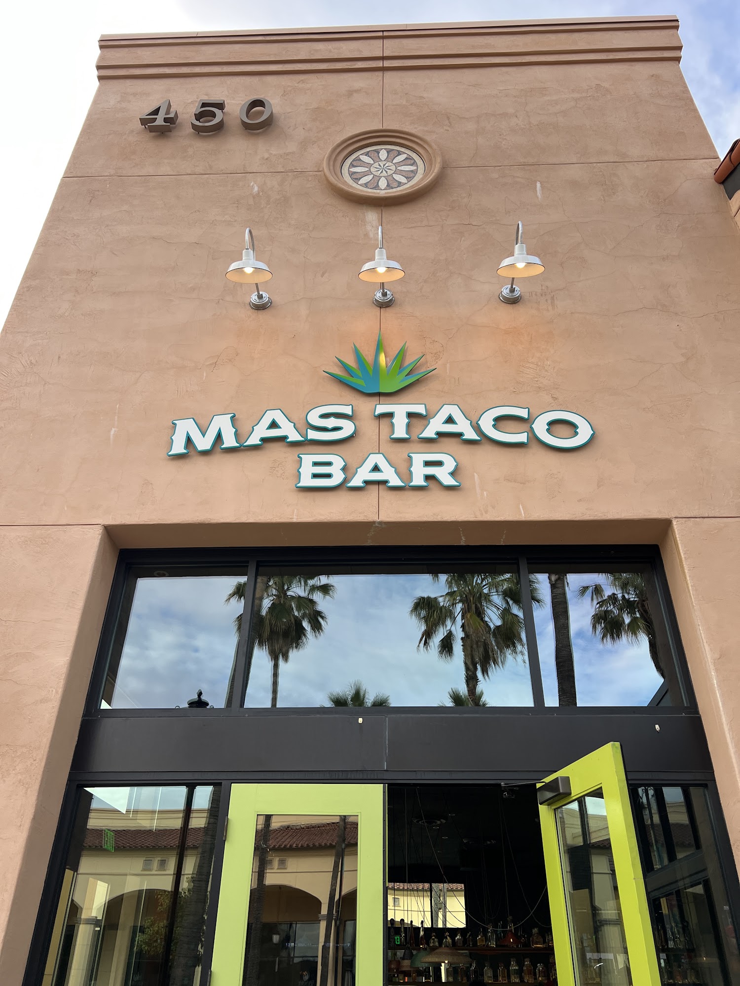 Mas Taco Bar