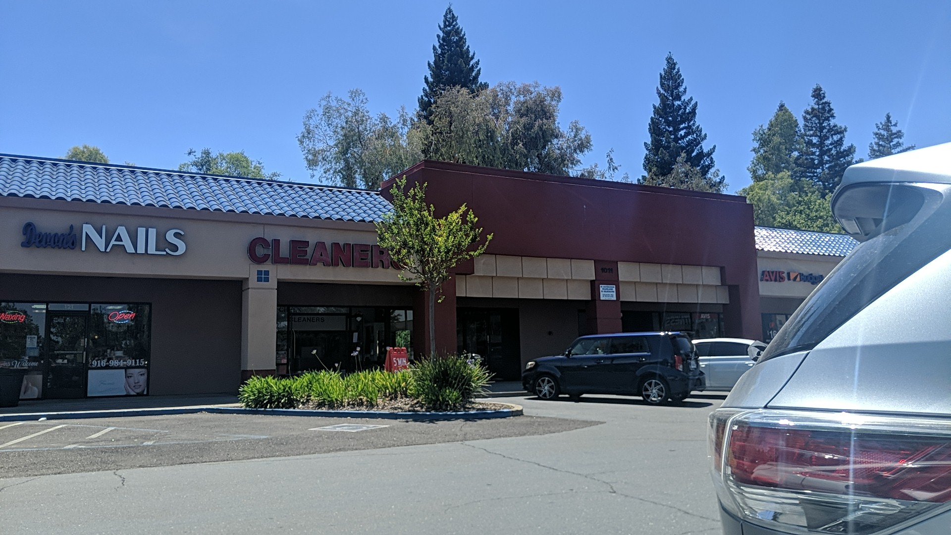 Willow Creek Cleaners