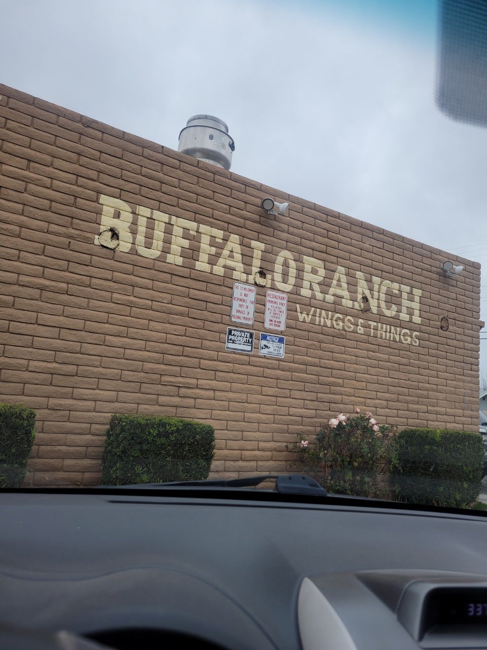 Buffalo Ranch Wings & Things