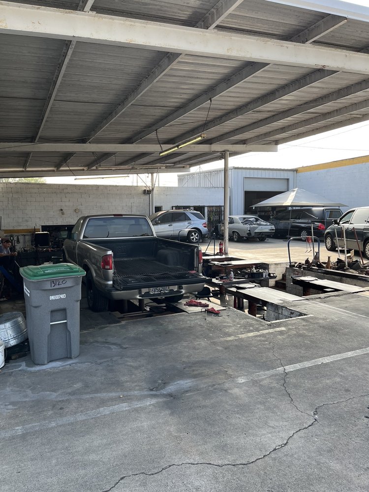 Enriquez Auto Body Gardena