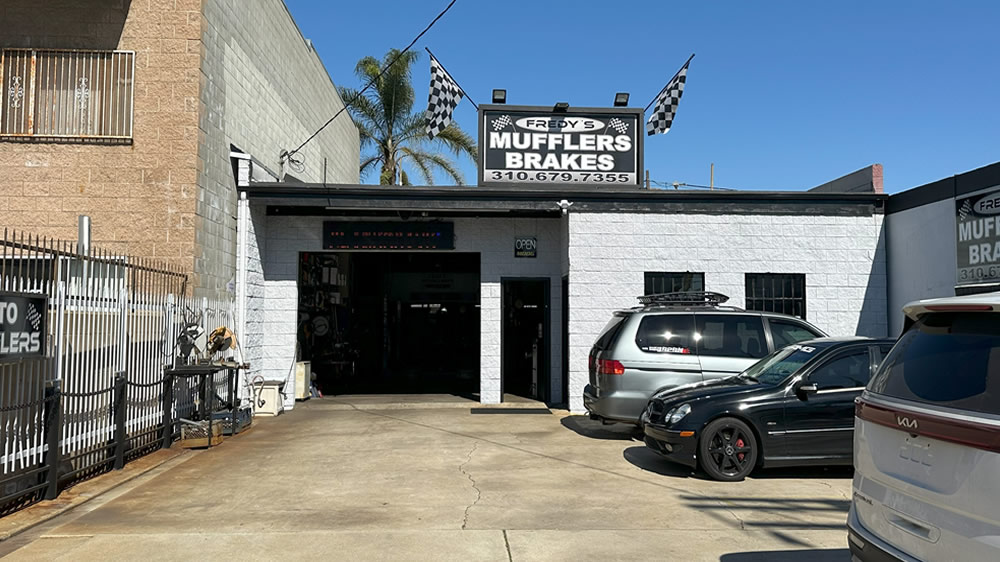 Fredy Muffler Shop