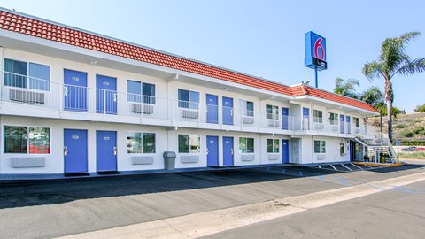 Motel 6 La Mesa, CA - San Diego