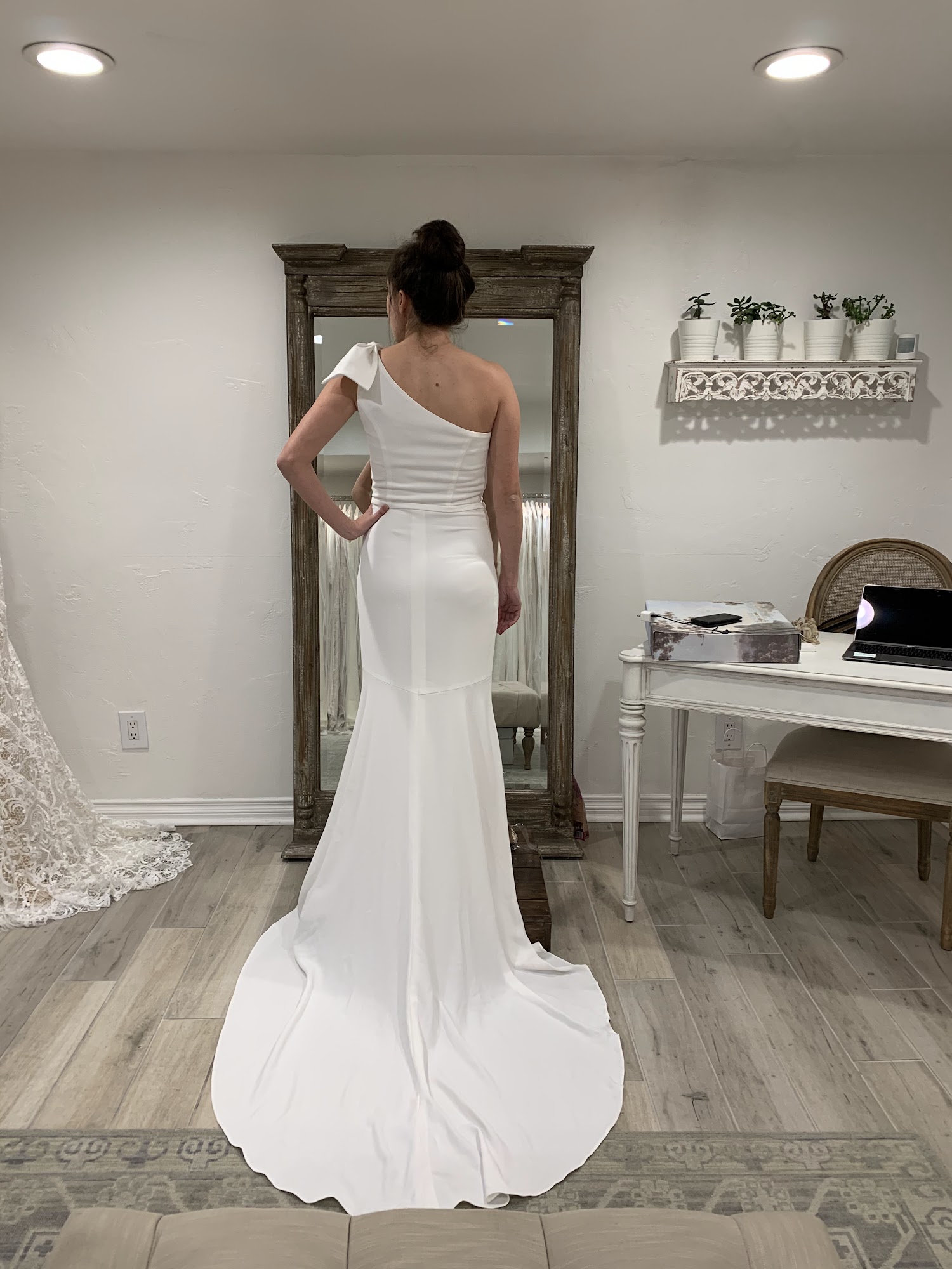 elizabeth findlay bridal ( by appointment only)