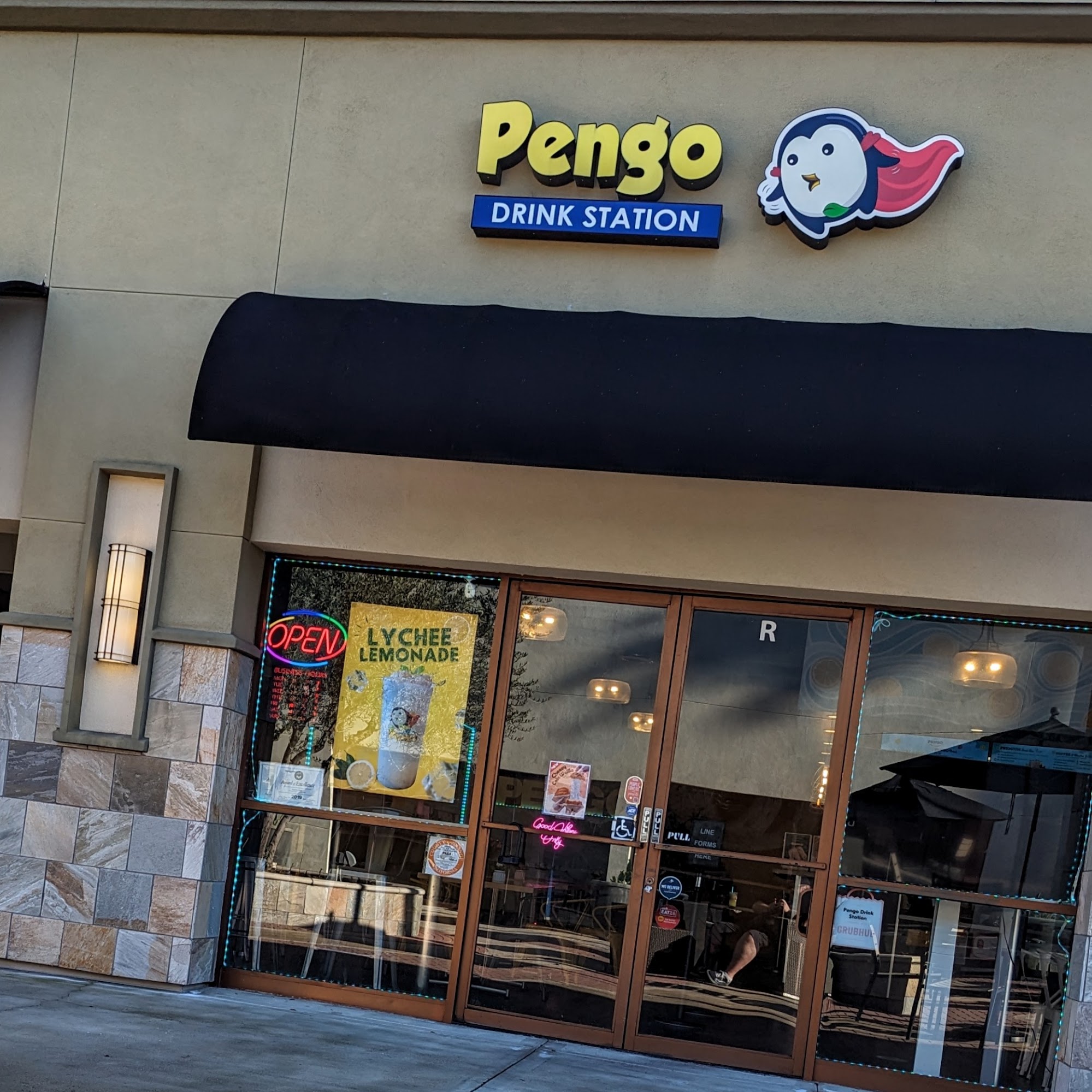 Pengo Drink Station