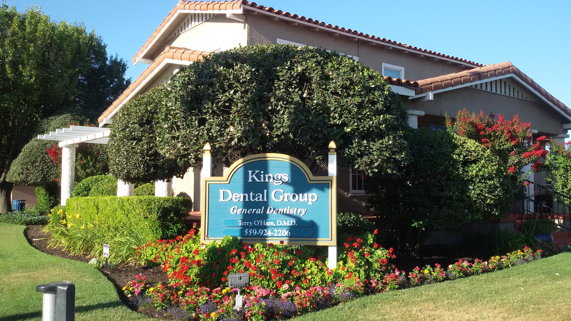 Kings Dental Group 5 W D St, Lemoore California 93245