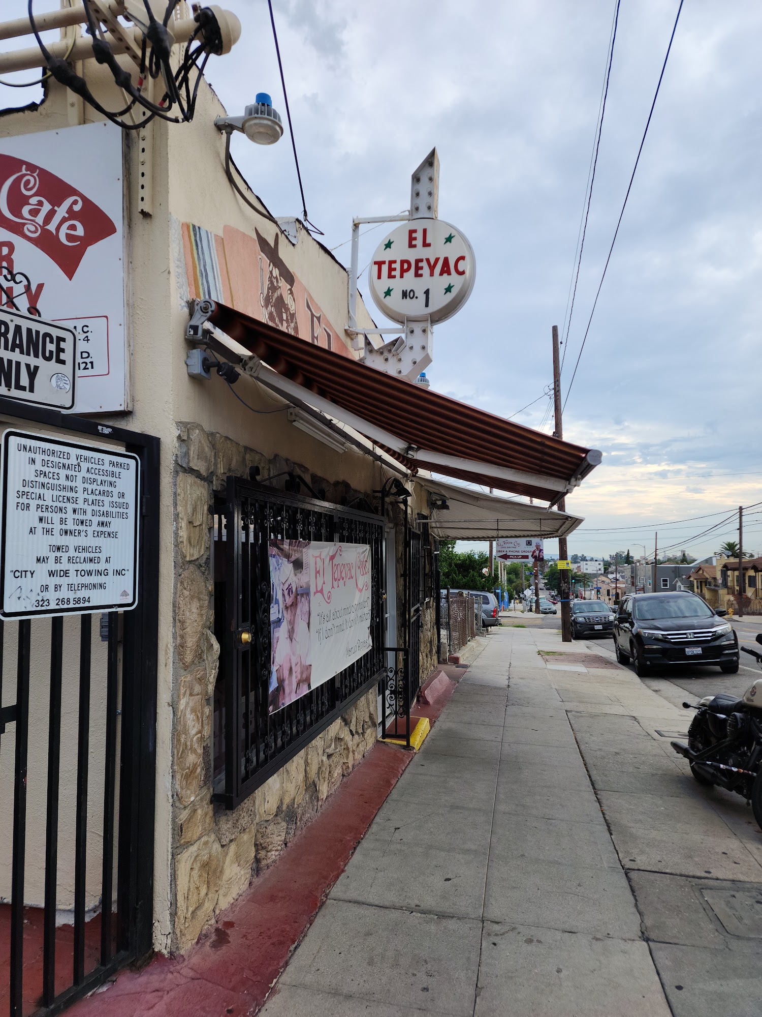 El Tepeyac Cafe