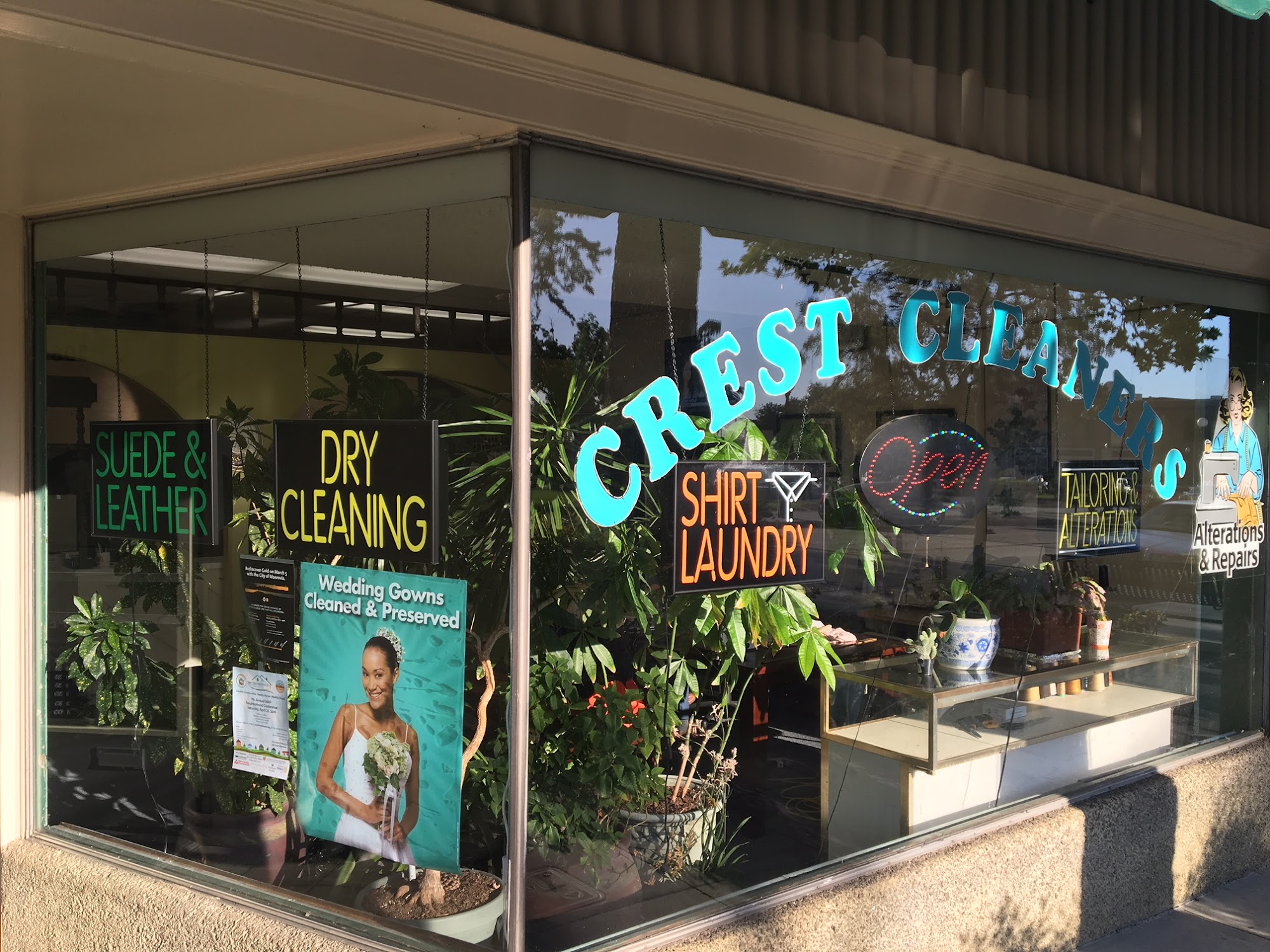 Crest Cleaners