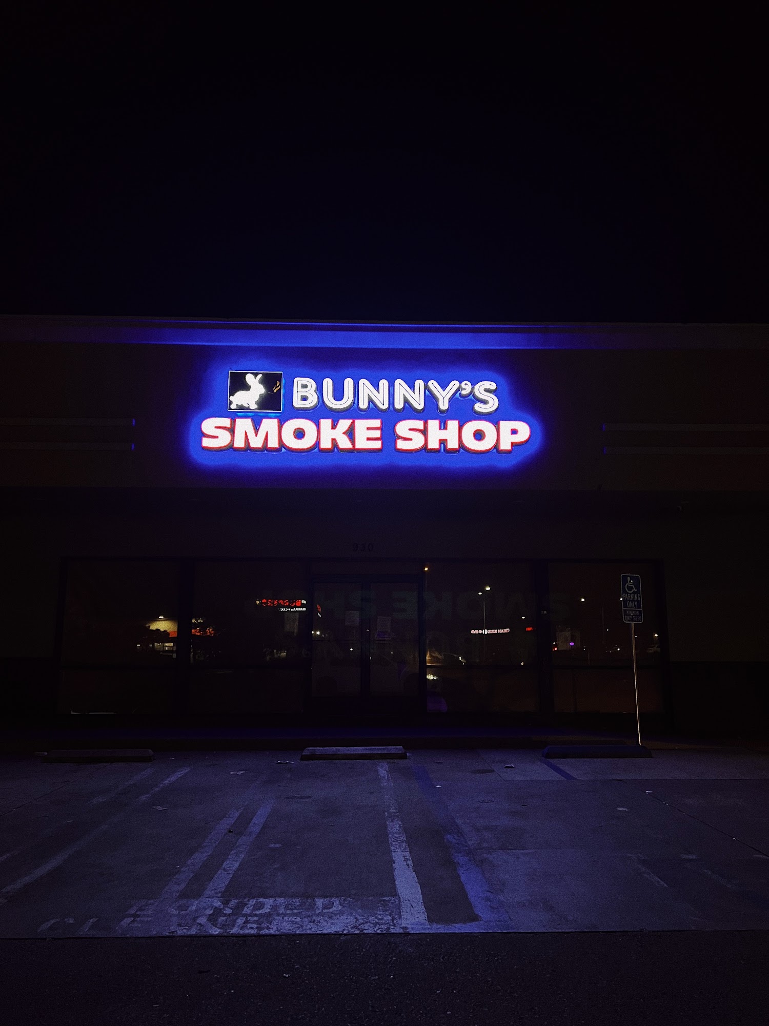 Bunnys Smoke Shop CBD KRATOM (We Deliver)