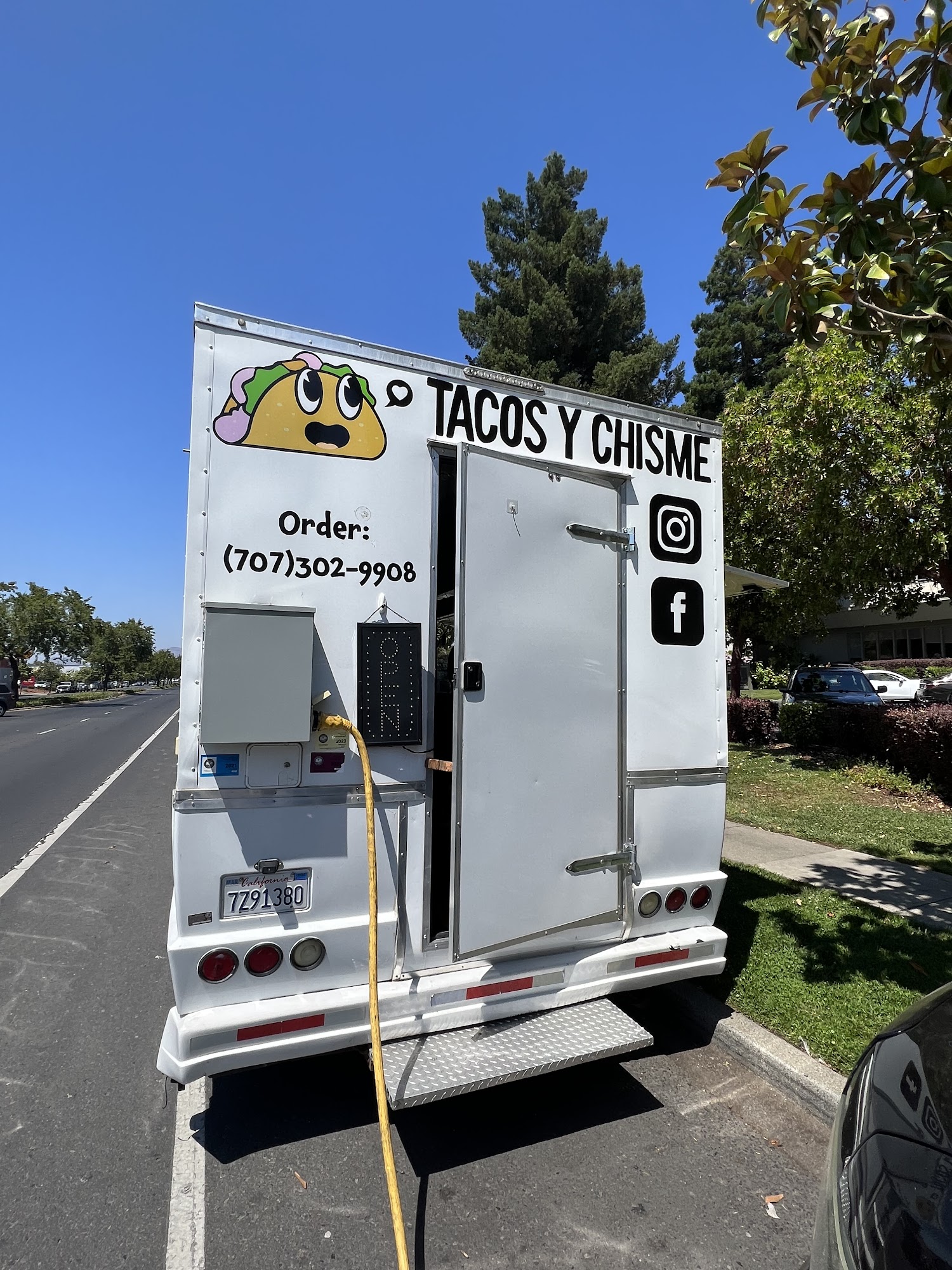 Taco King Food Truck