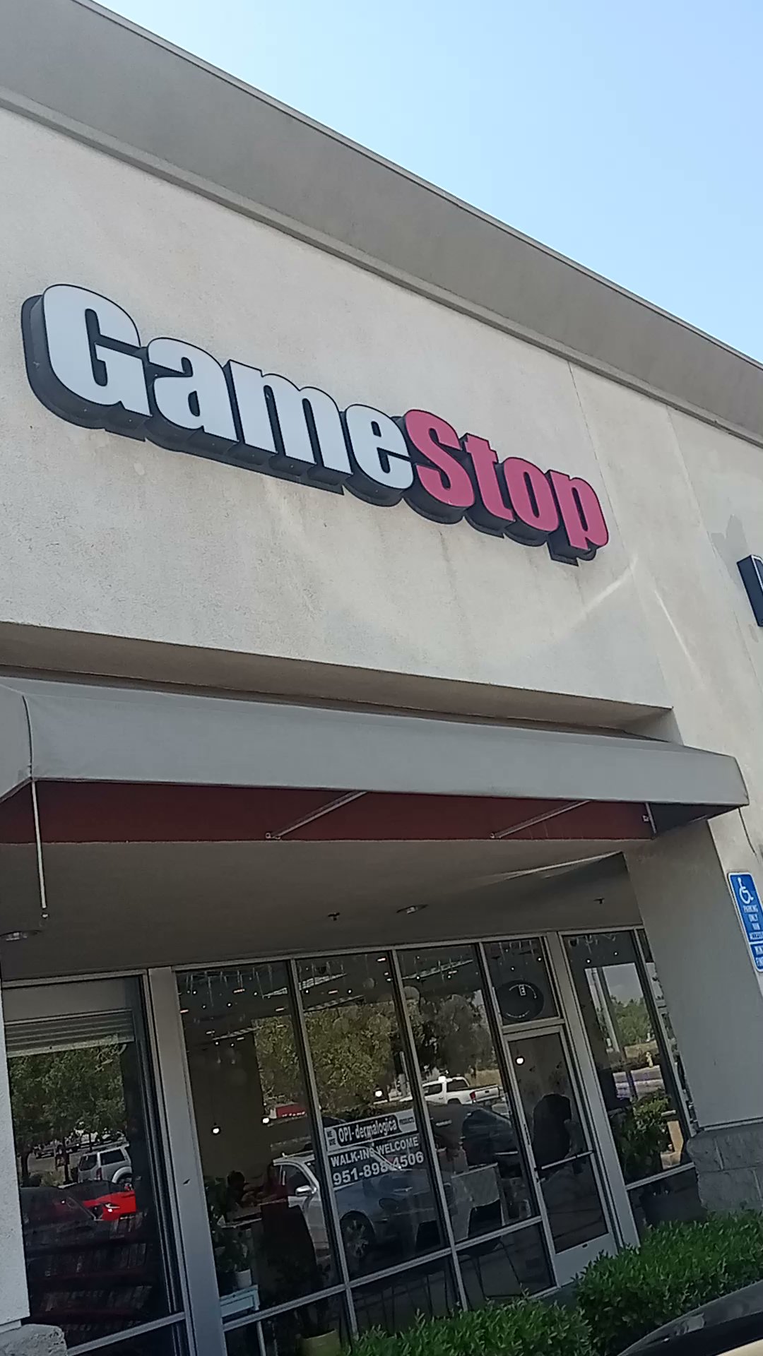 GameStop