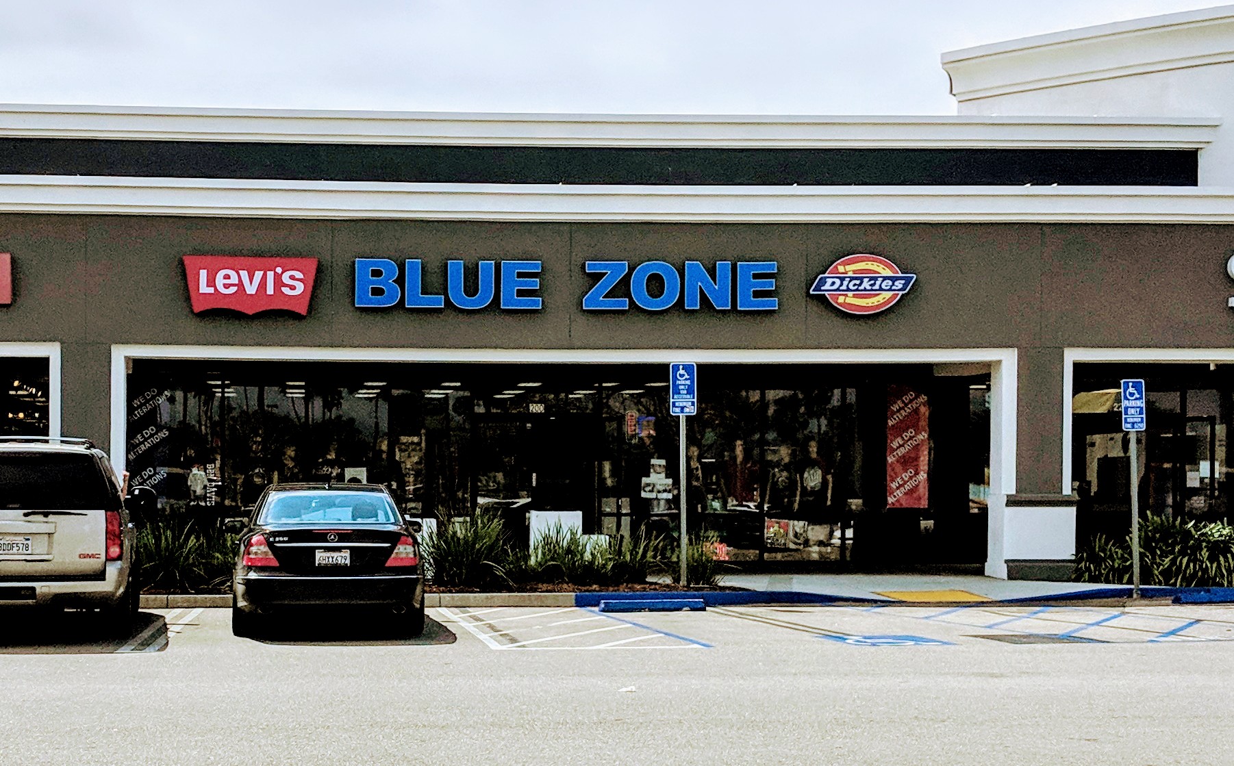 BLUE ZONE