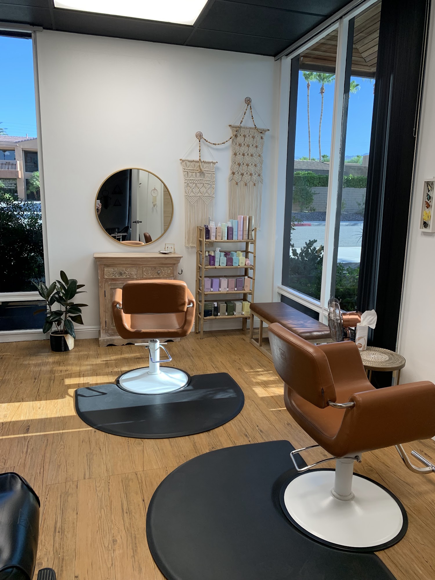 25 Best Hair Salons Near Palm Desert, CA 2024 BestProsInTown