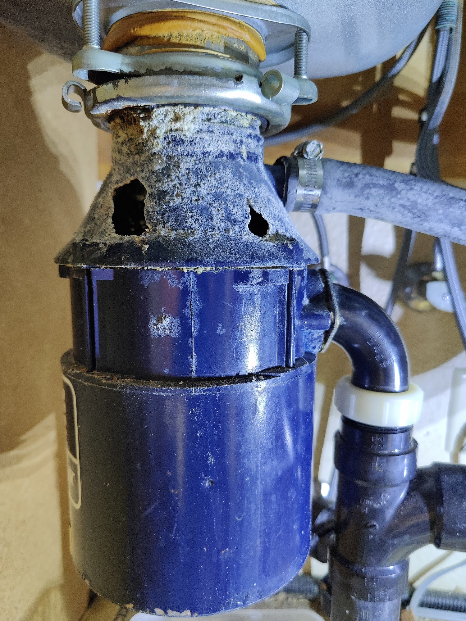 iQ Plumbing & Water Heaters