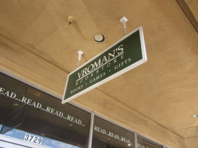 Vroman's Bookstore Hastings Ranch