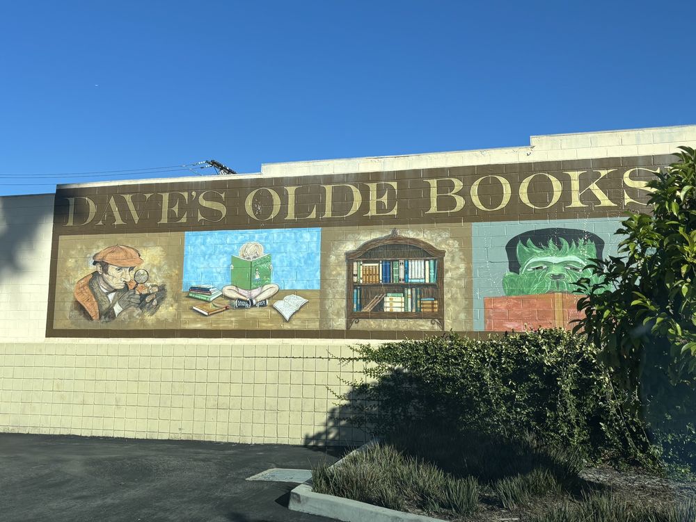 Dave's Olde Book Shop