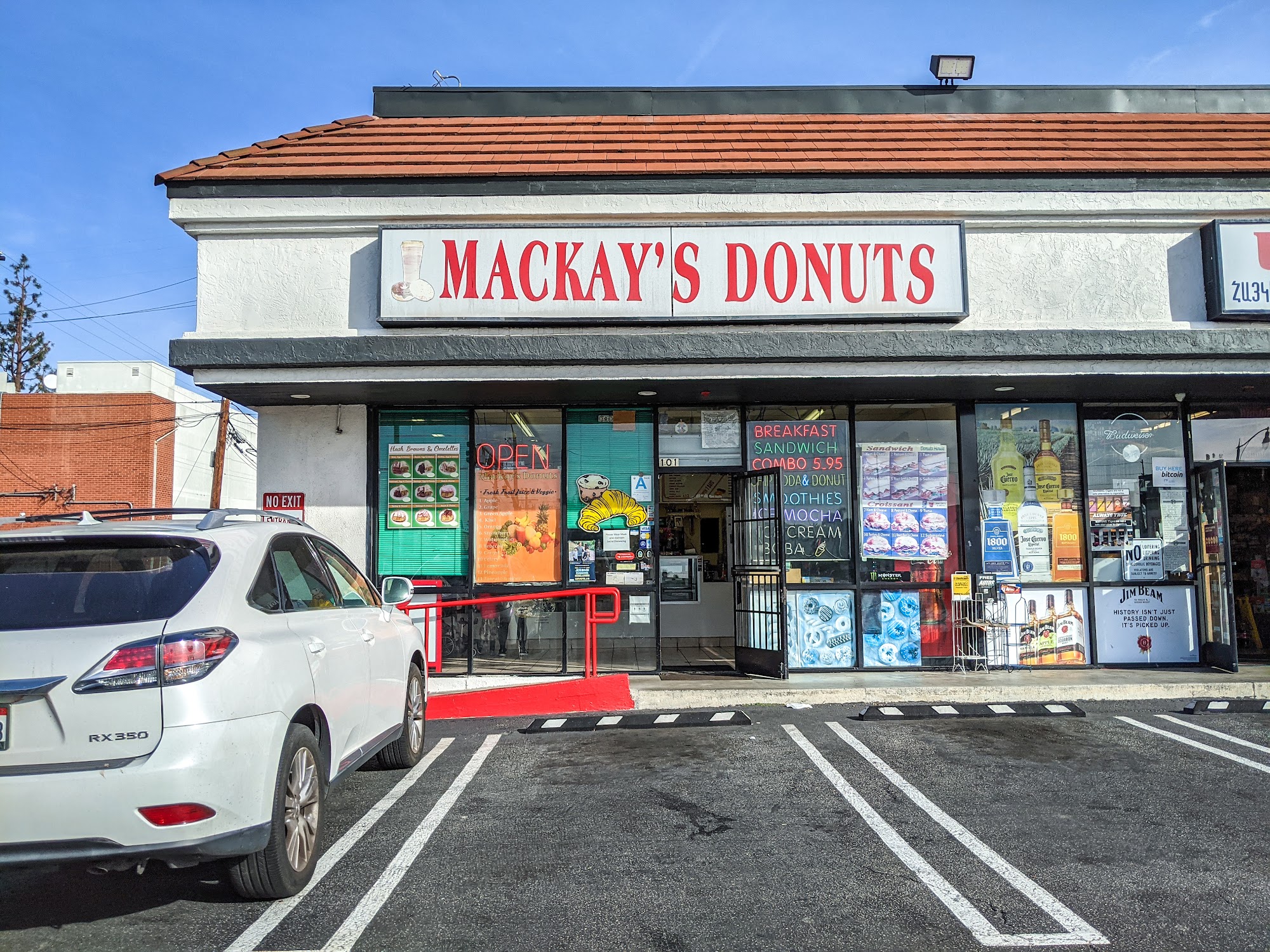 MacKay's Donuts