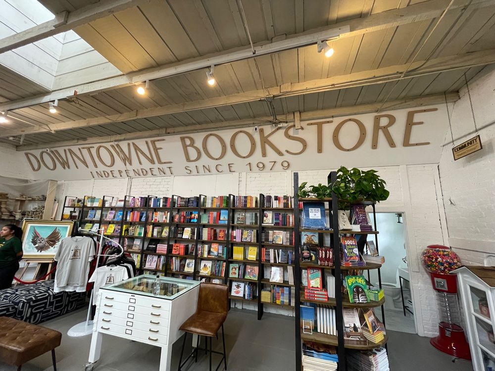 Downtowne Book Store
