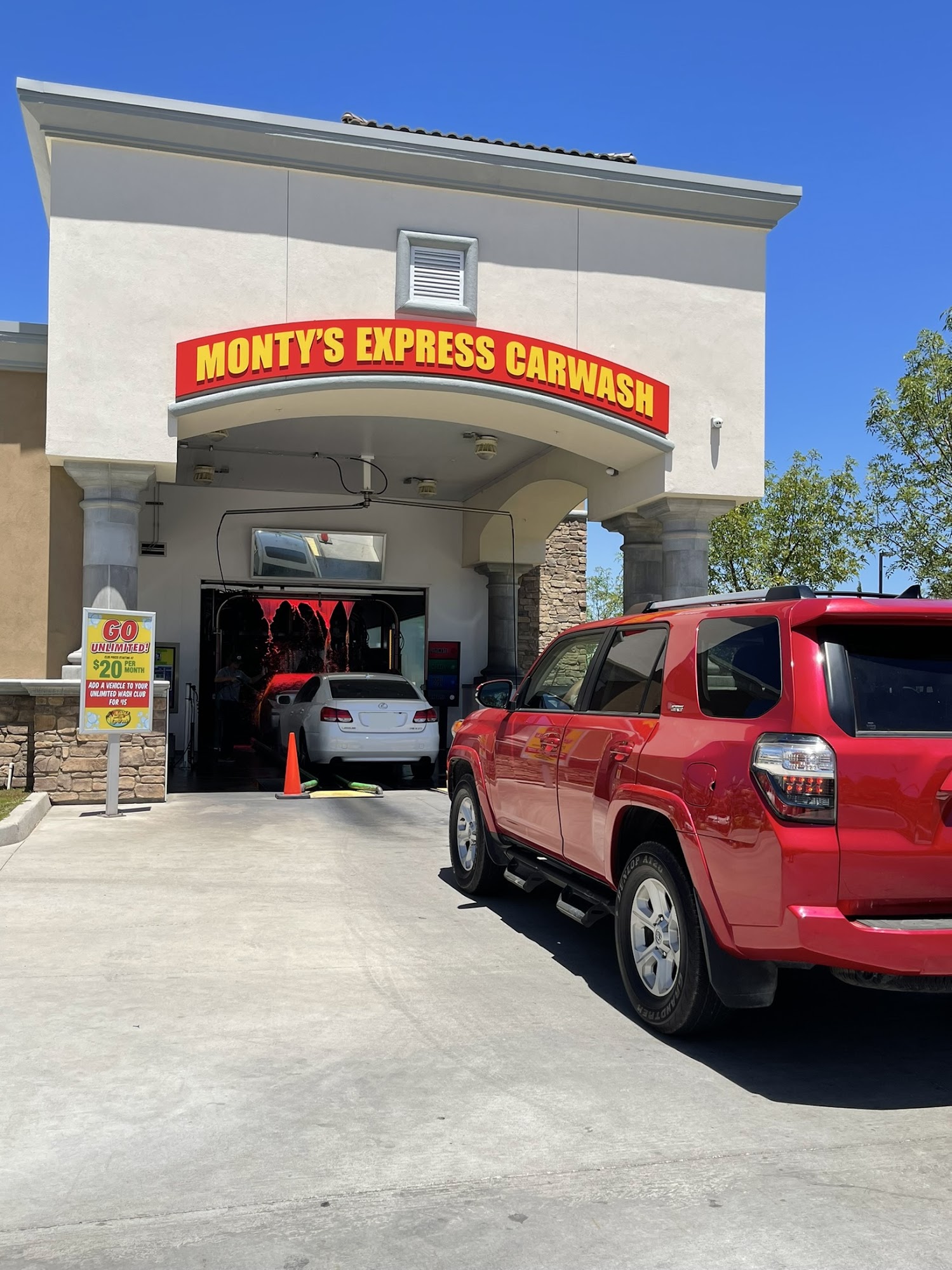 Monty’s Express Carwash