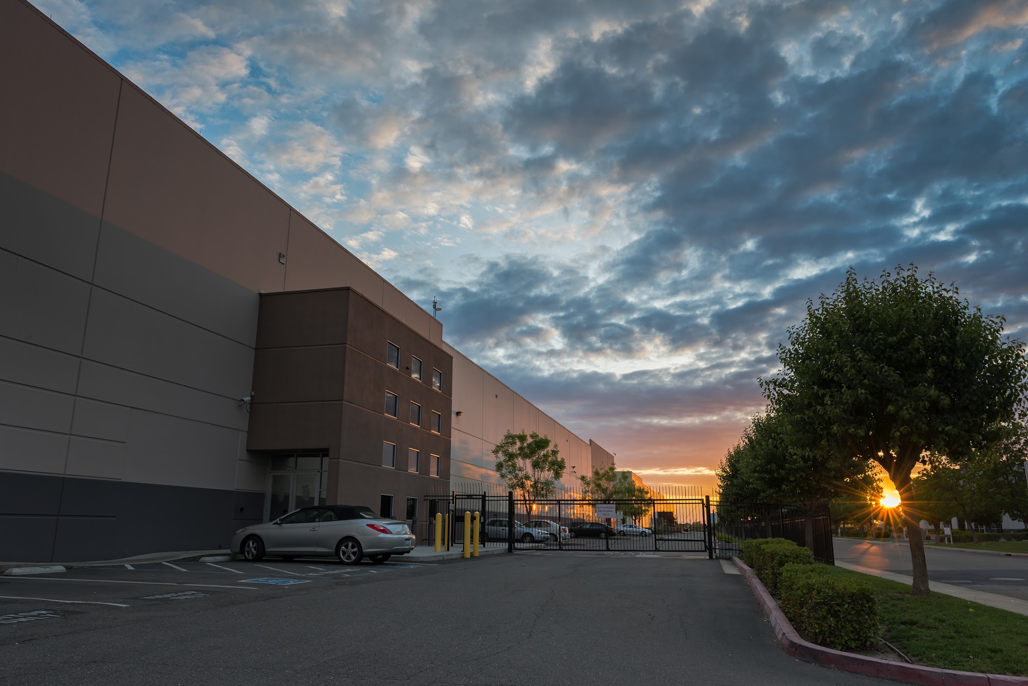 NTT Global Data Centers Americas - CA1