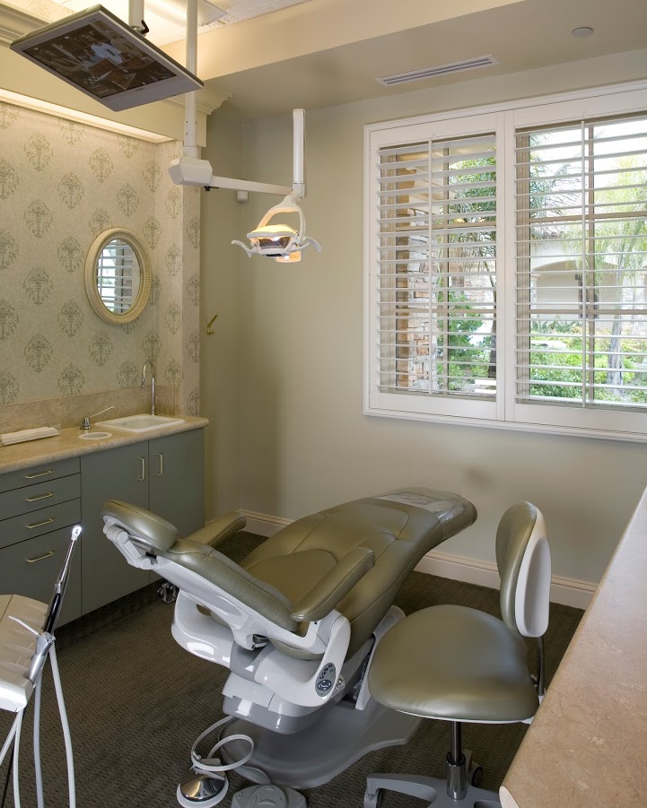 NEXT Dentistry: Salinas Cosmetic and Dental Implant Center