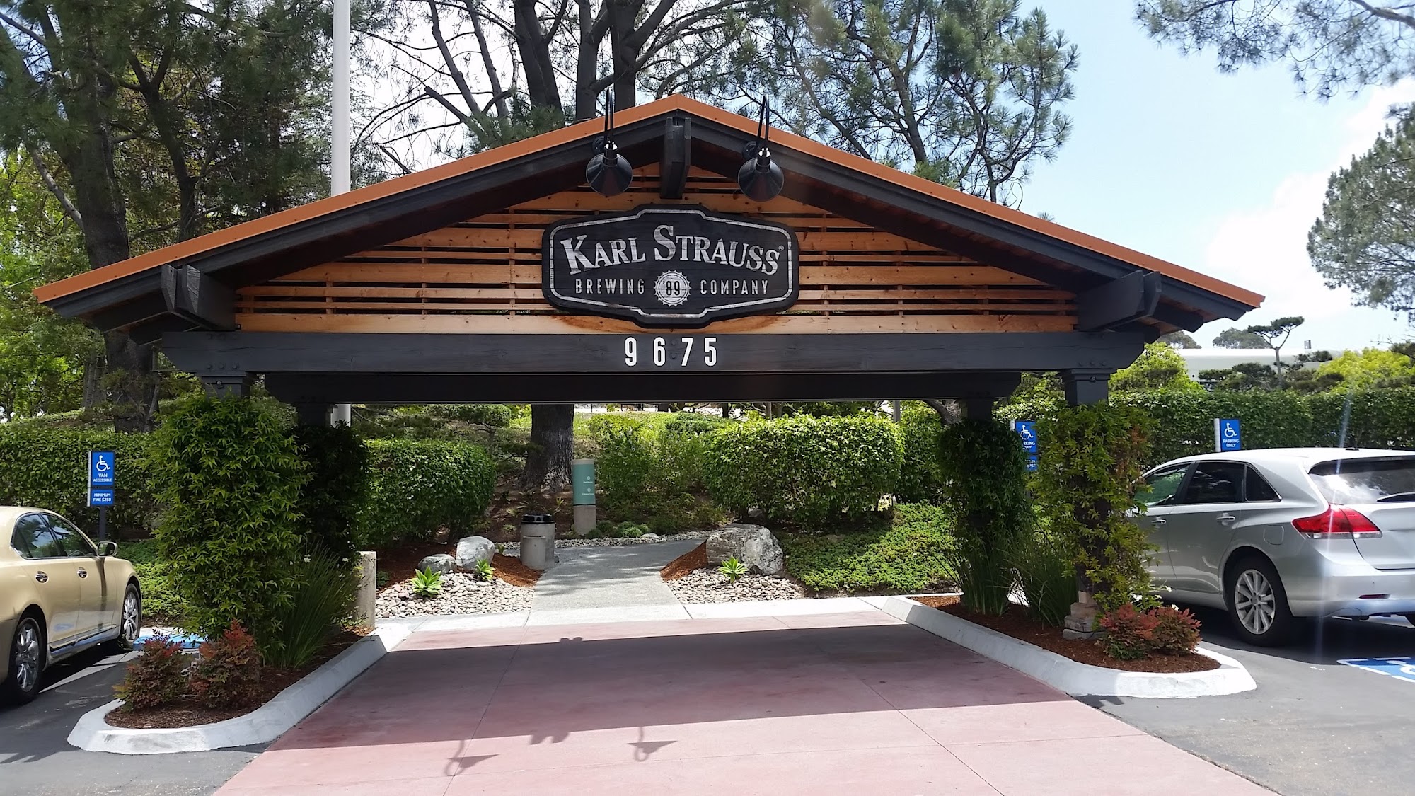 Karl Strauss Brewing Company