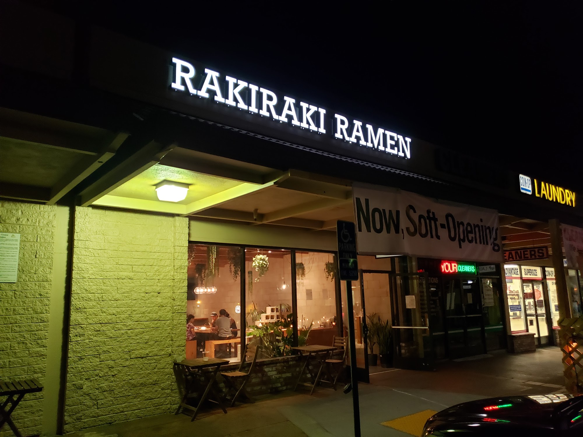 Rakiraki Ramen & Tsukemen