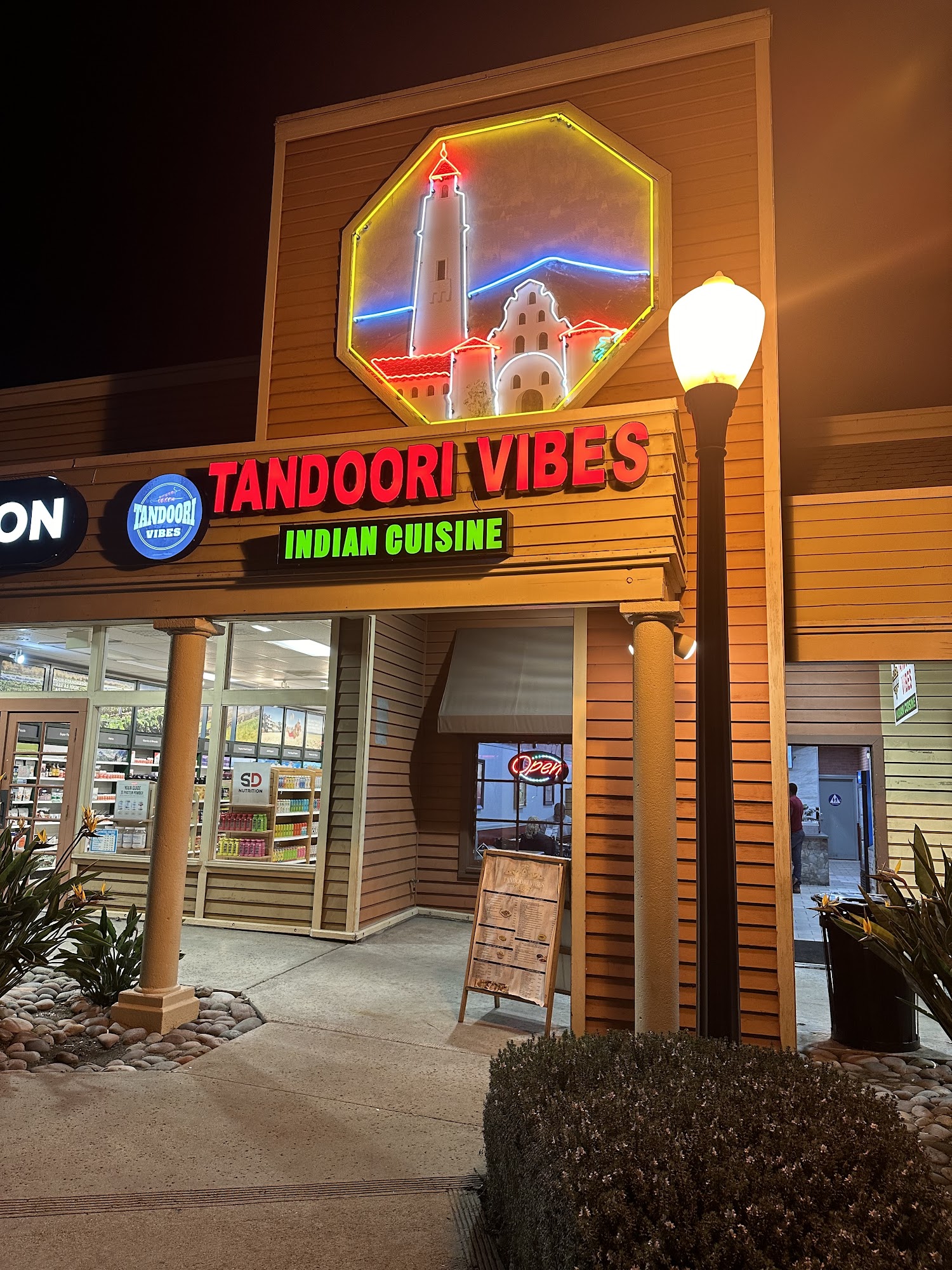 Tandoori Vibes - Indian Restaurant