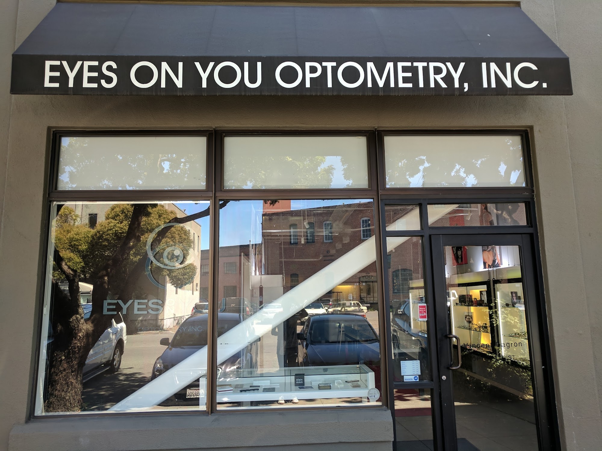 Eyes On You Optometry