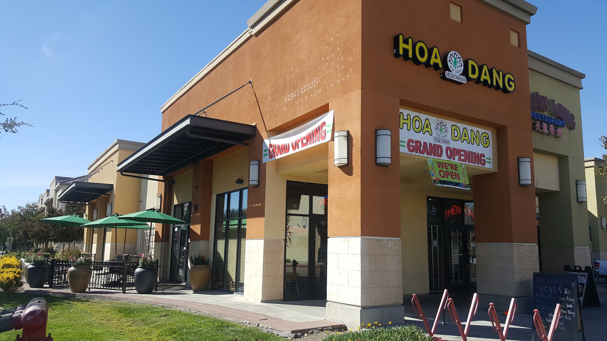 New Hoa Dang Vegetarian Restaurant