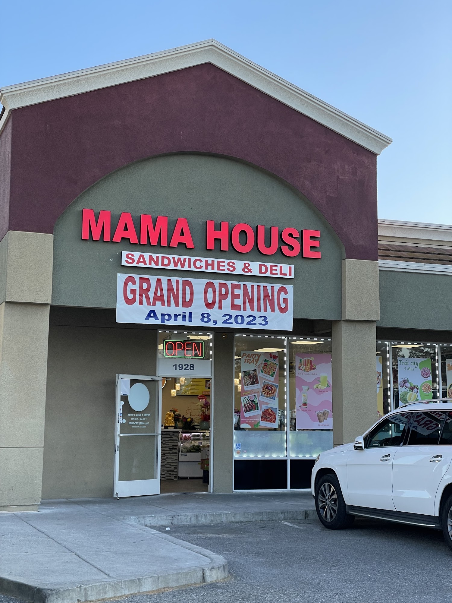 MaMa House Sandwiches & Deli