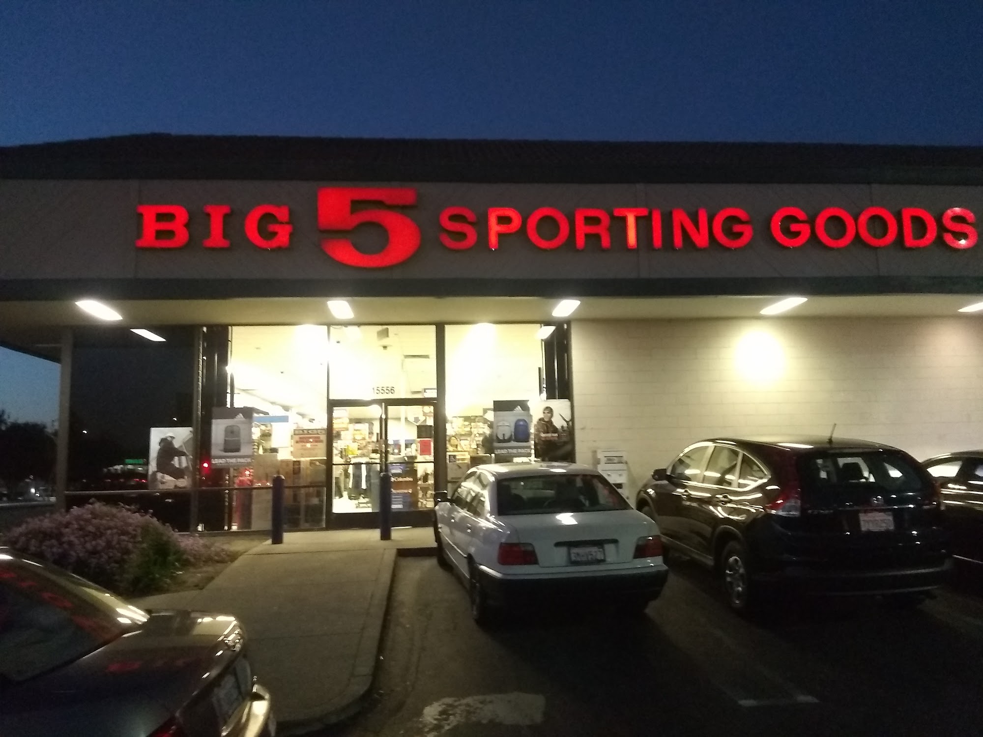 Big 5 Sporting Goods