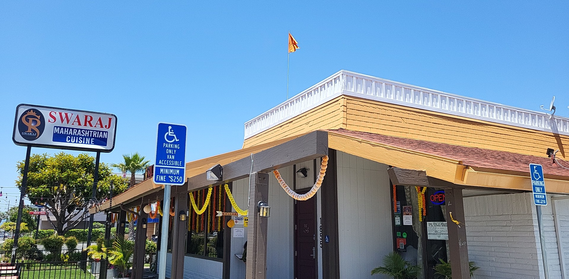Swaraj India Restaurant & BAR