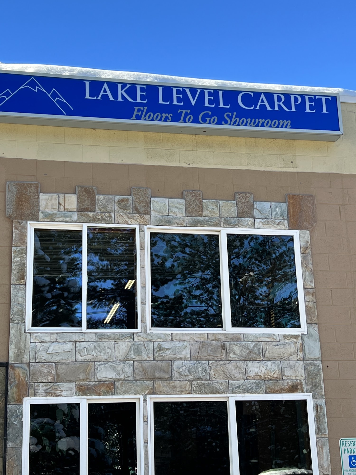 Lake Level Carpet Floors To Go Showroom