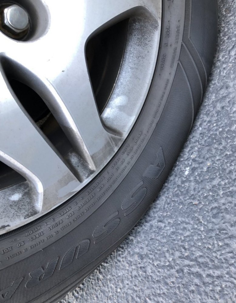 Cruz Tires & Auto Repair