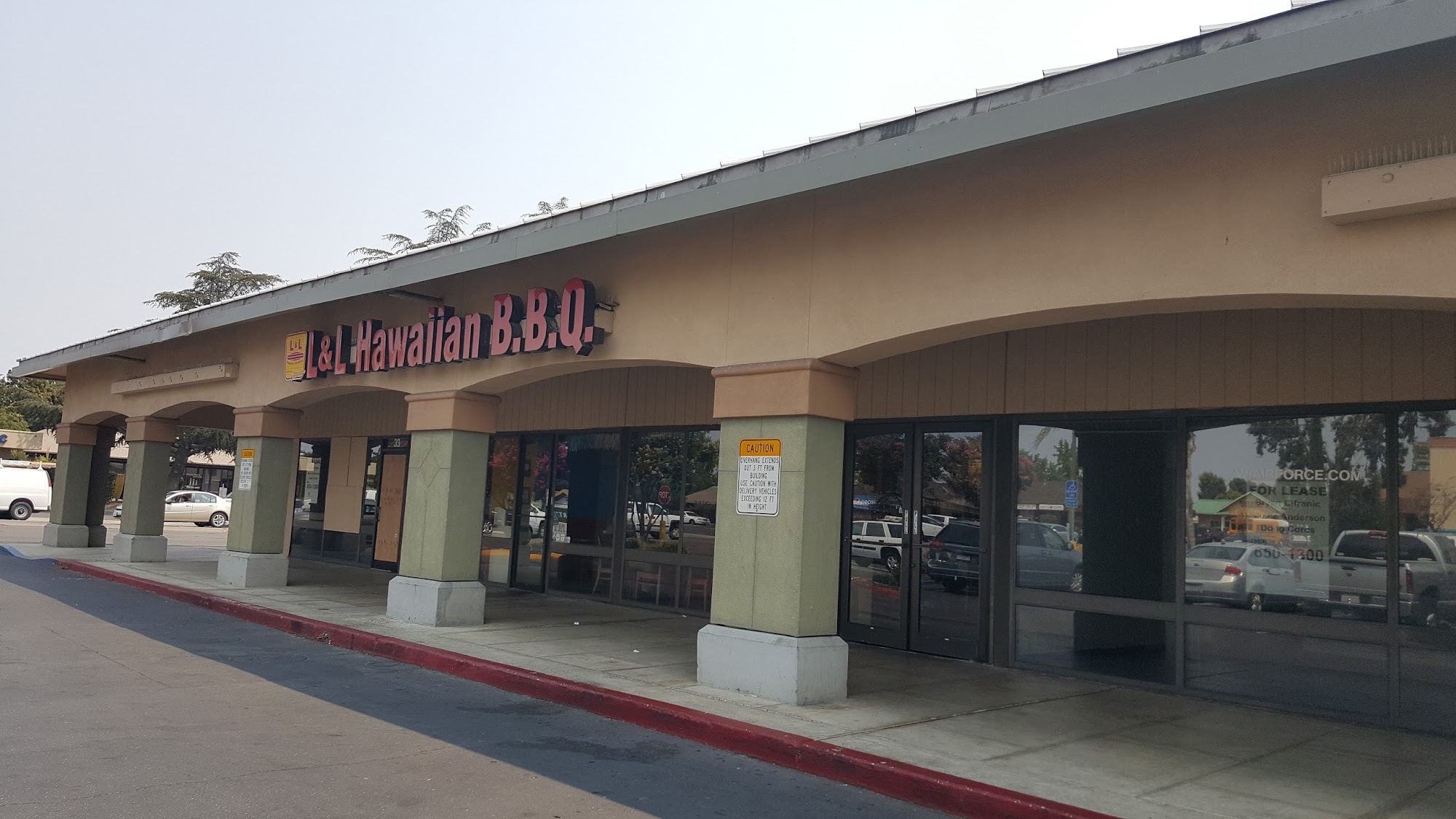 L&L Hawaiian Barbecue