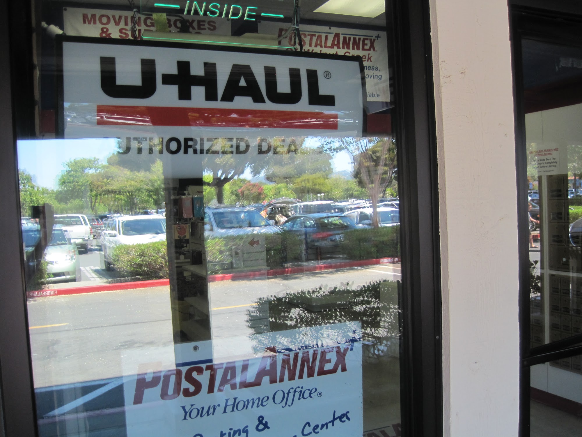 U-Haul Neighborhood Dealer