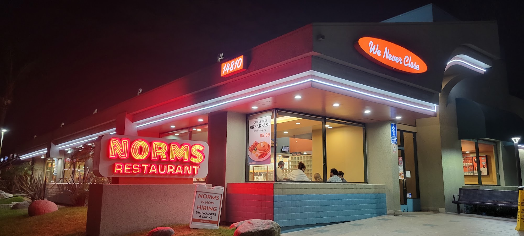 NORMS Restaurant