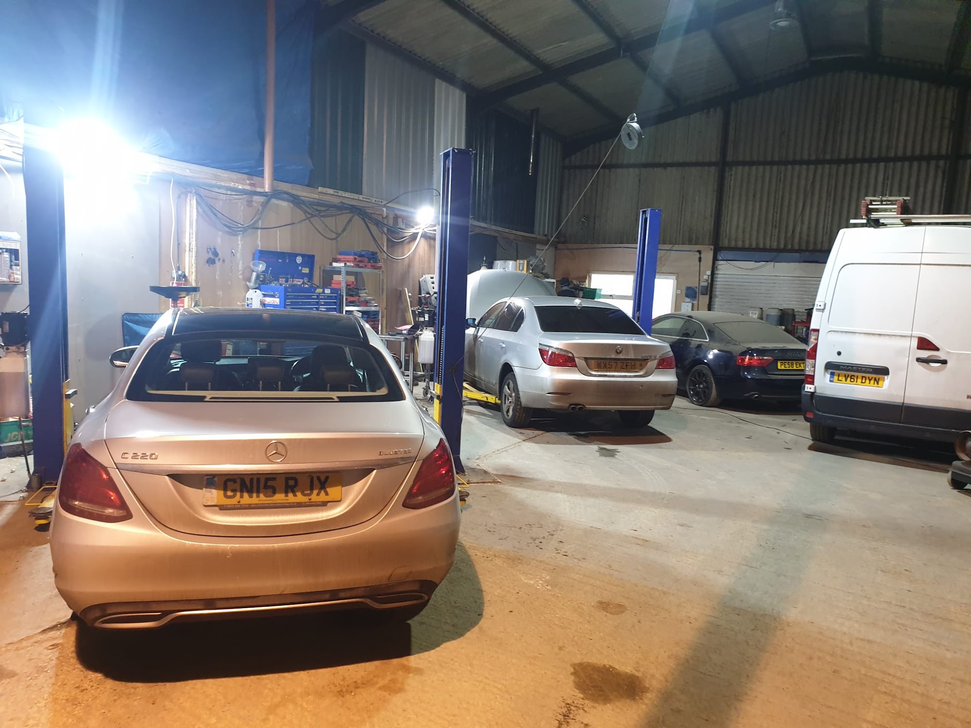 T&T Auto Repairs LTD