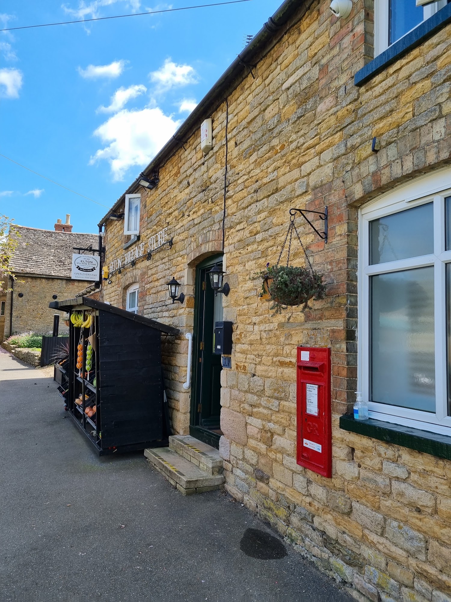 Elton Village Store