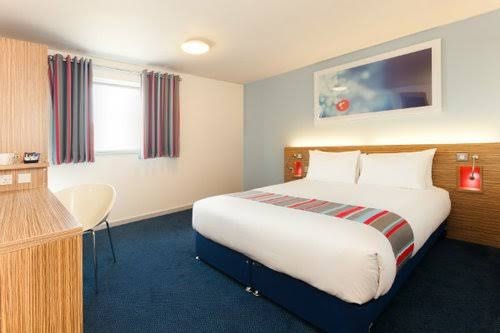 Travelodge Macclesfield Central