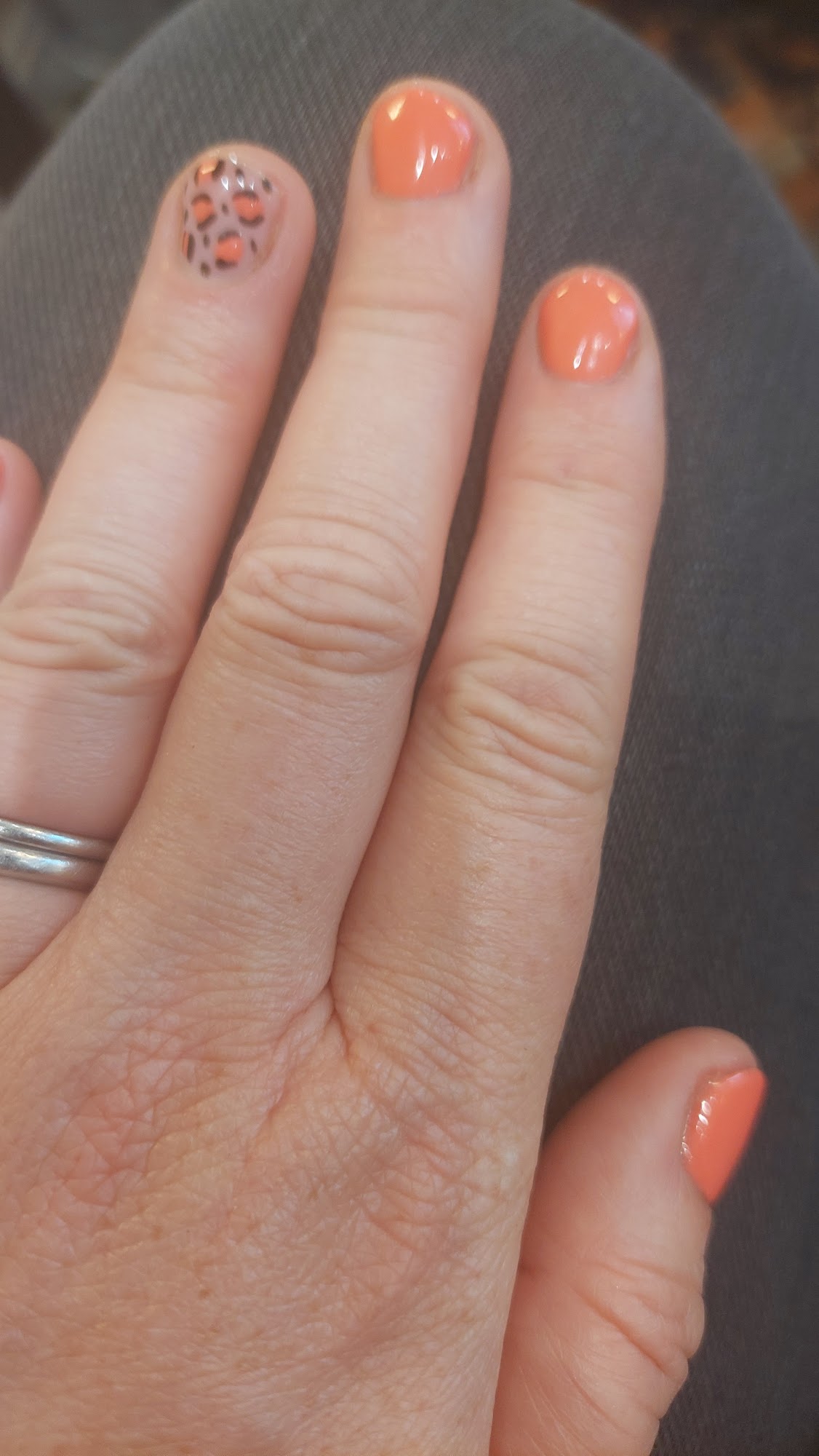 Be U Beauty and Nails by Laura