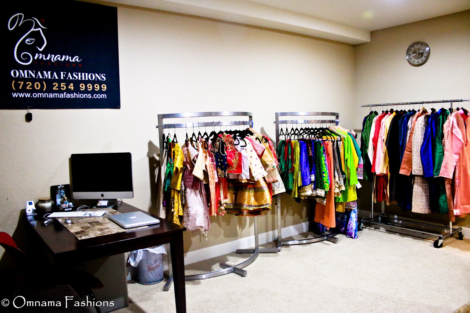 Omnama Fashions LLC in Denver -A Hub of Indian Clothing in Denver - Lehangas, Sarees, Anarkali, Kurti, Jutti & Jewellery