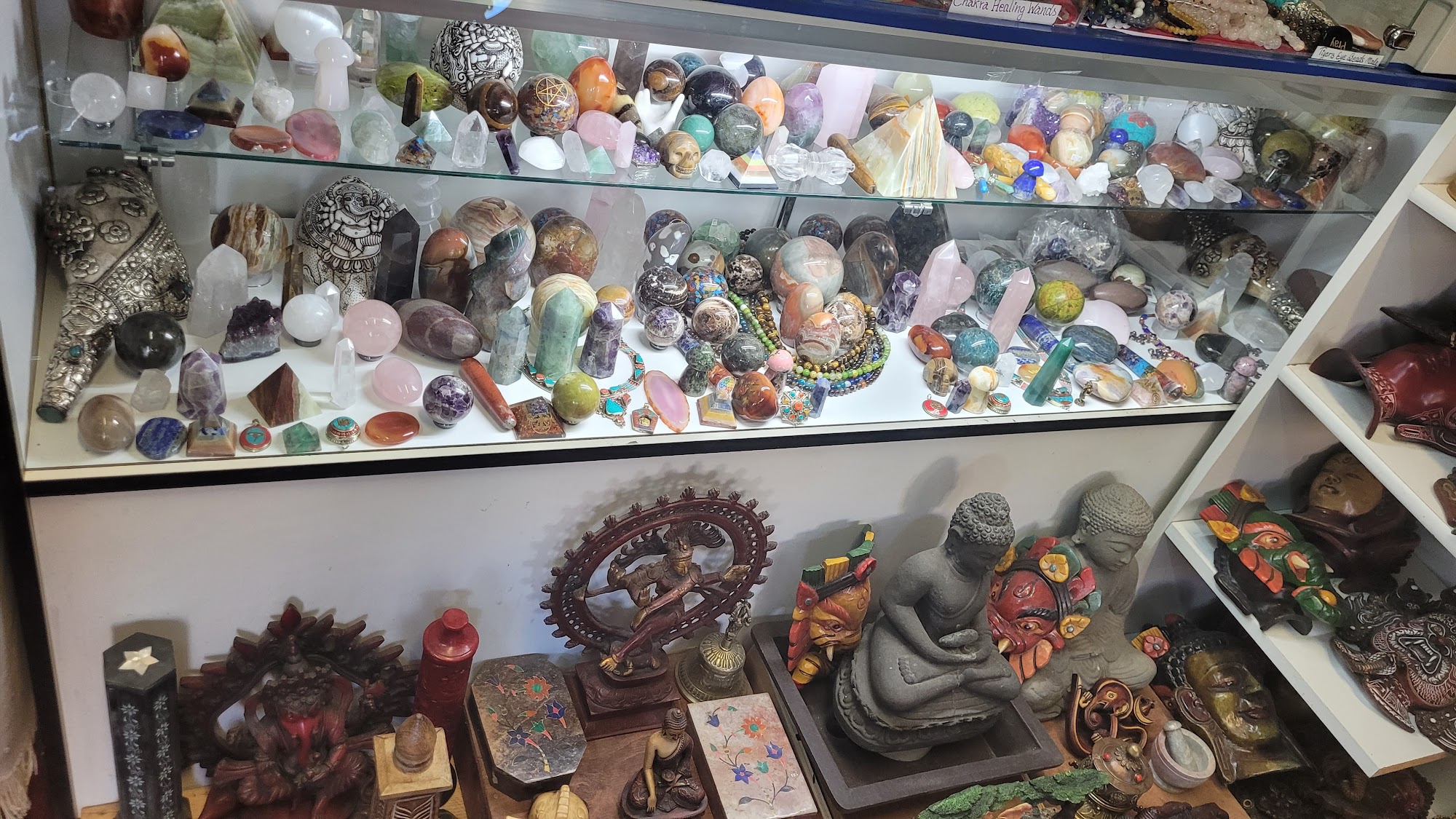 Tibetan Arts & Crafts
